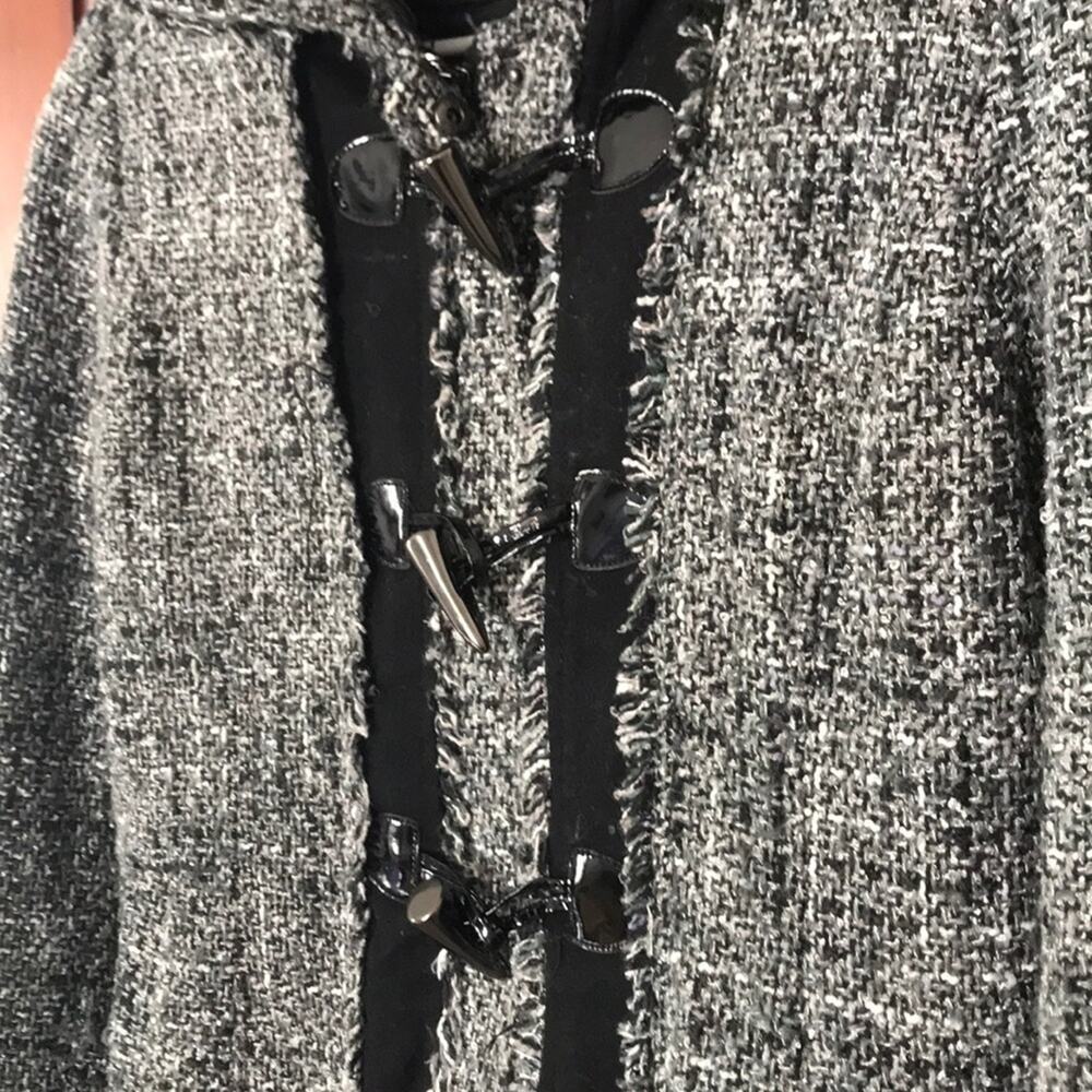 Black Rivet Heathered Coat - Picture 3 of 11
